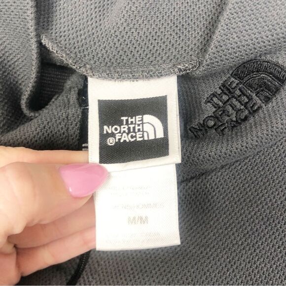 THE NORTH FACE | Dark Gray 1/4 Zip Base Layer Long Sleeve Pullover Men’s Size M - Picture 6 of 8